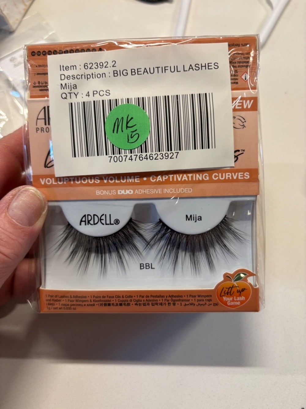 Ardell Big Beautiful Lashes Mija in Black